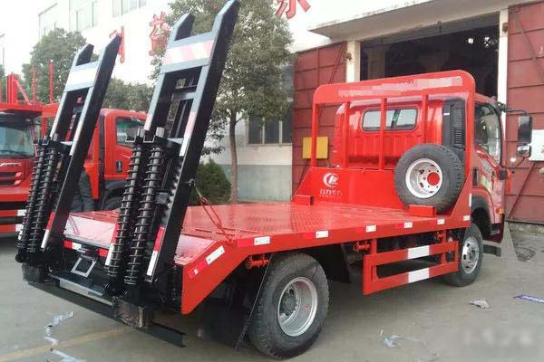 藍(lán)牌平板運輸車的超載路